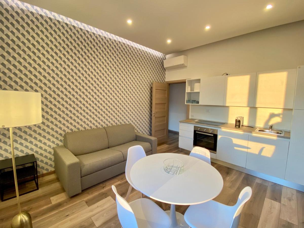 Suite Boutique Moscova Мілан Екстер'єр фото