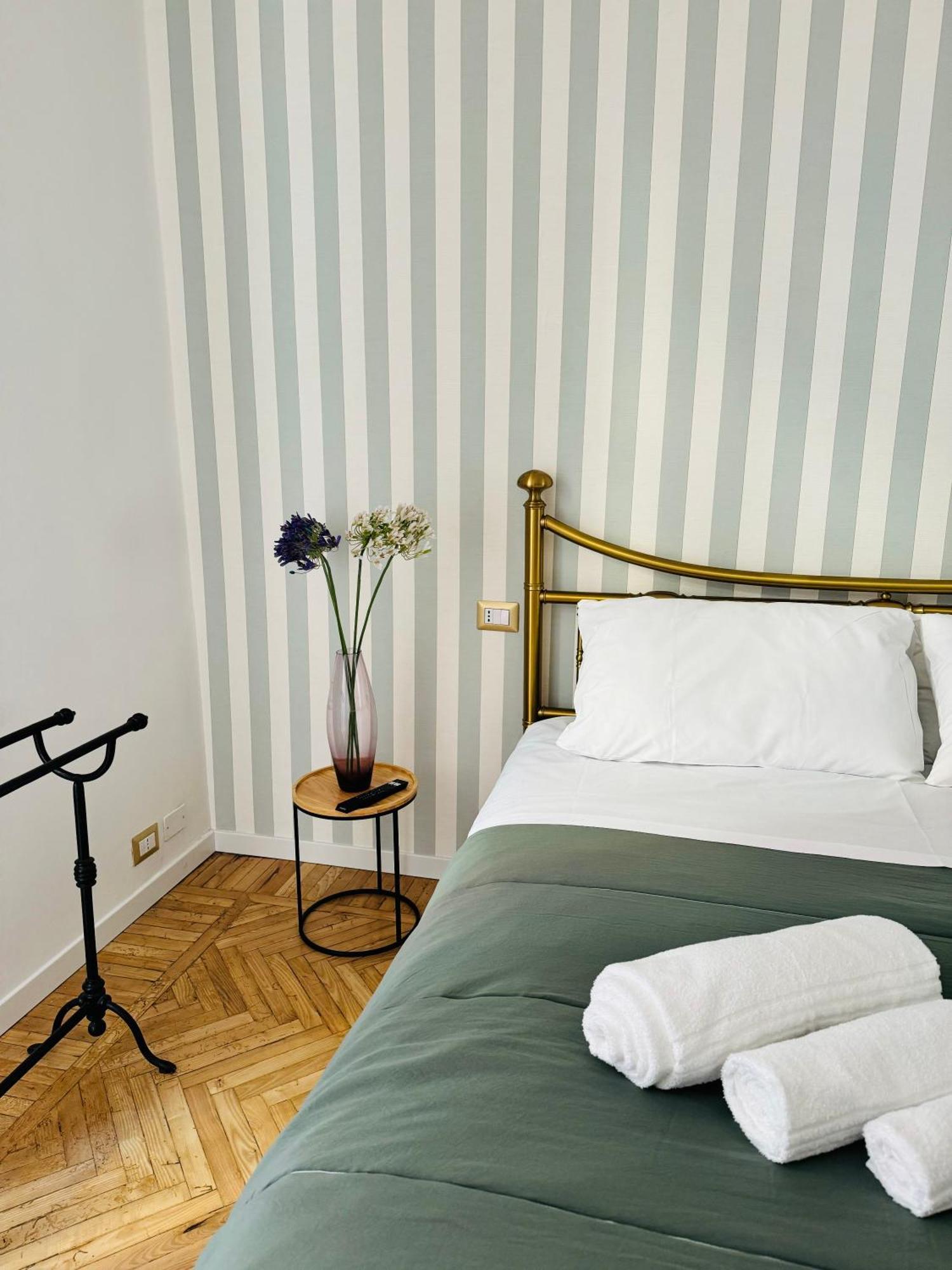 Suite Boutique Moscova Мілан Екстер'єр фото
