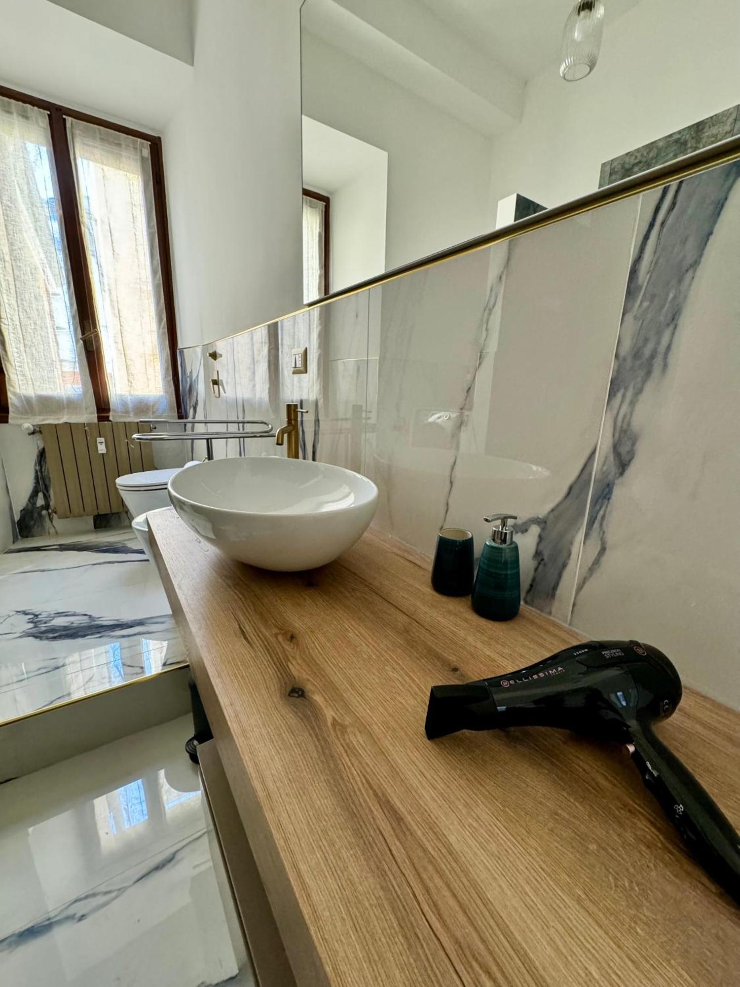 Suite Boutique Moscova Мілан Екстер'єр фото